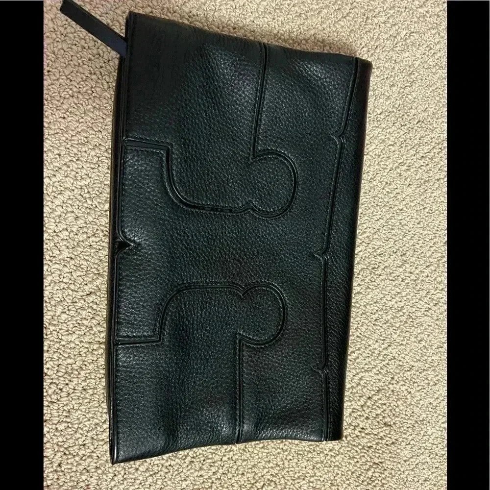 BLACK TORY BURCH Clutch W/Straps if you want to make as handbag